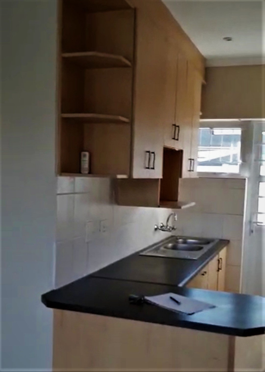 2 Bedroom Property for Sale in Jagtershof Western Cape